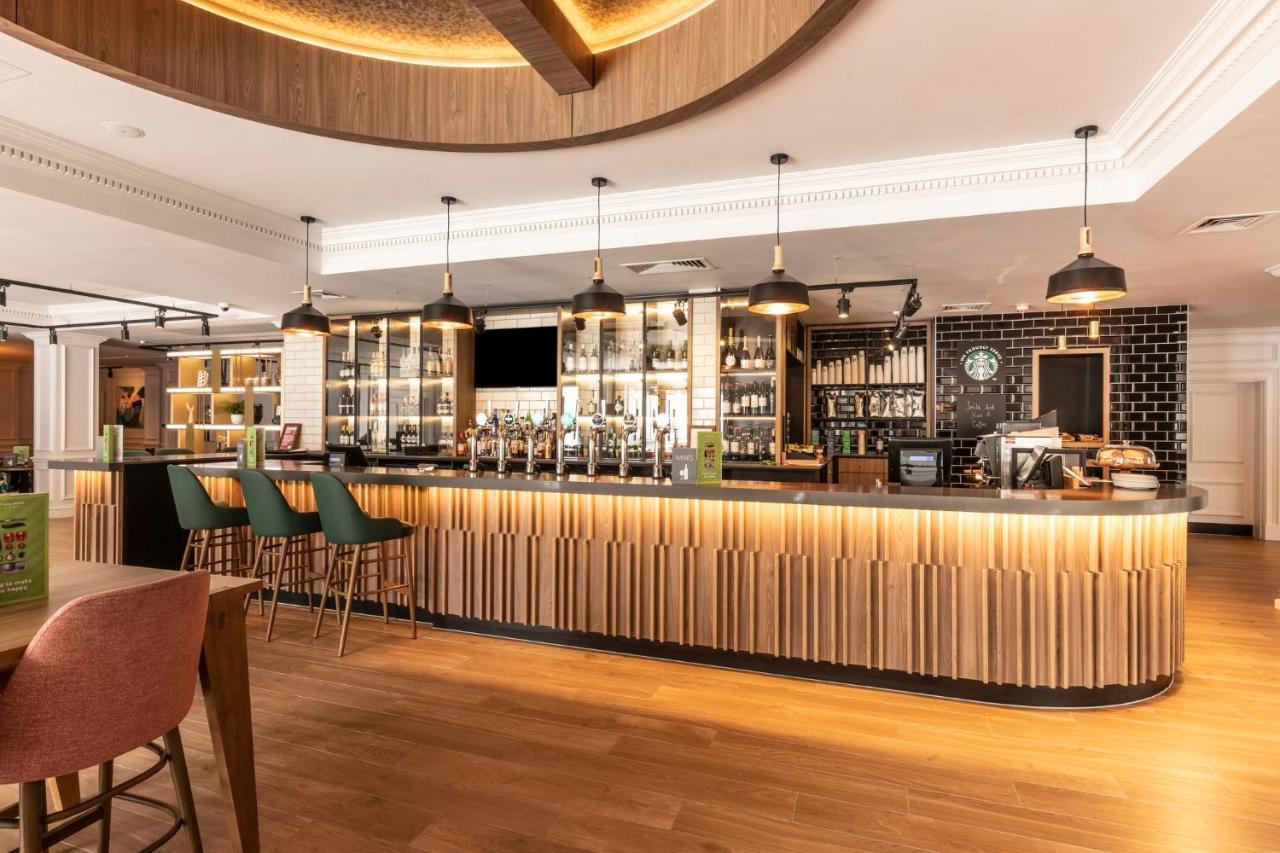 Holiday Inn Guildford By Ihg Екстер'єр фото
