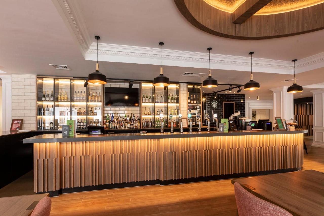 Holiday Inn Guildford By Ihg Екстер'єр фото