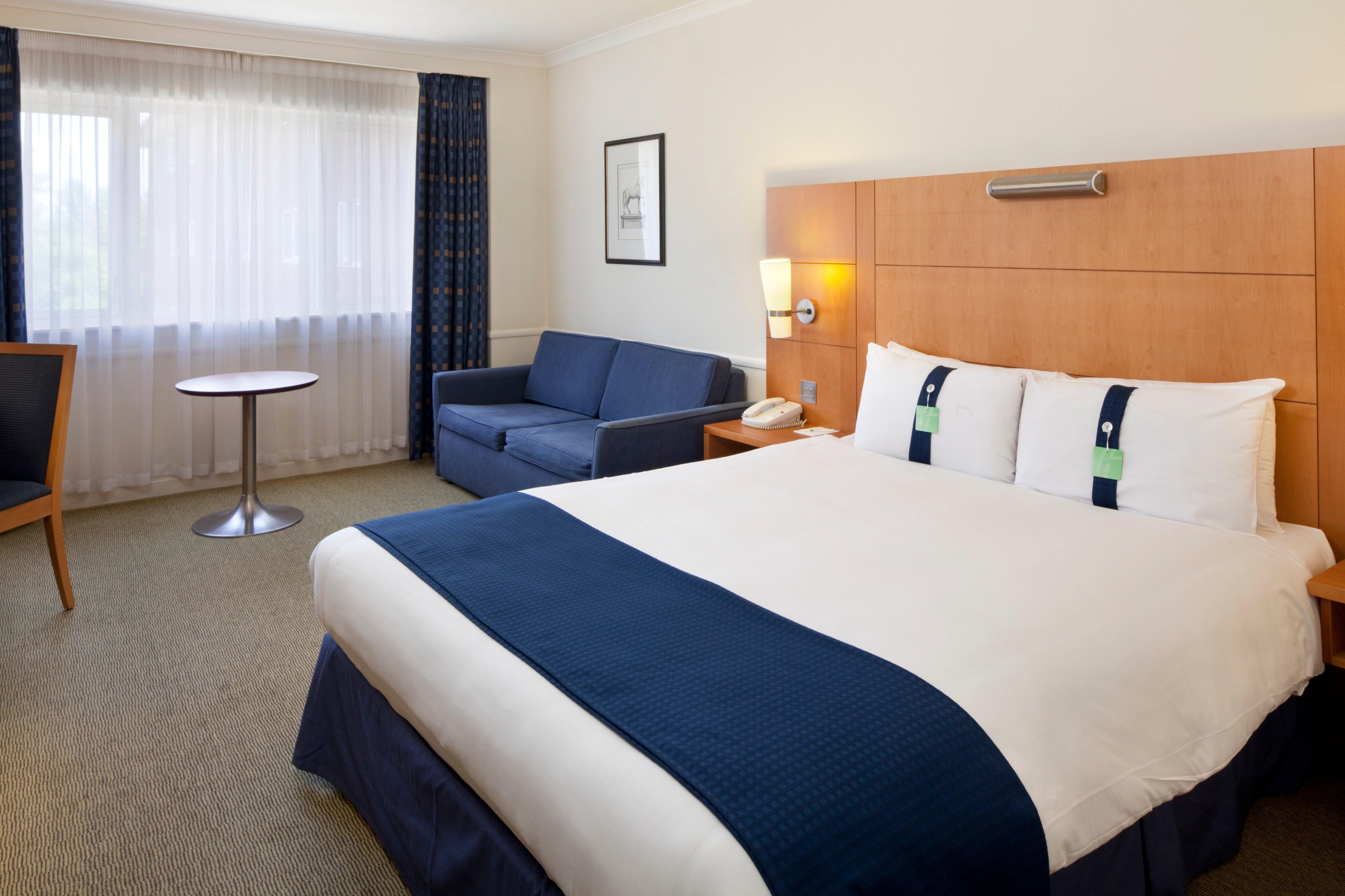 Holiday Inn Guildford By Ihg Екстер'єр фото