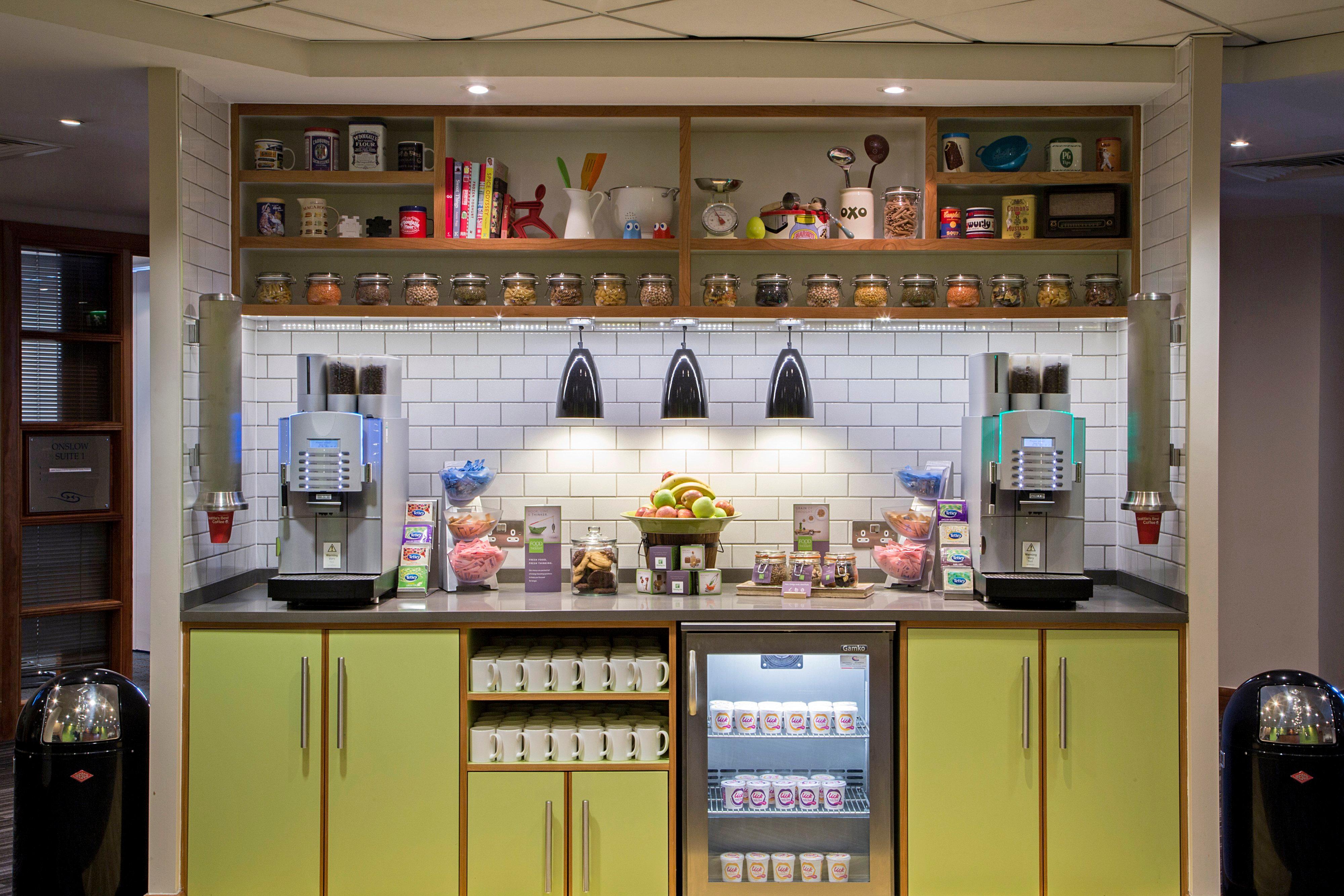 Holiday Inn Guildford By Ihg Екстер'єр фото