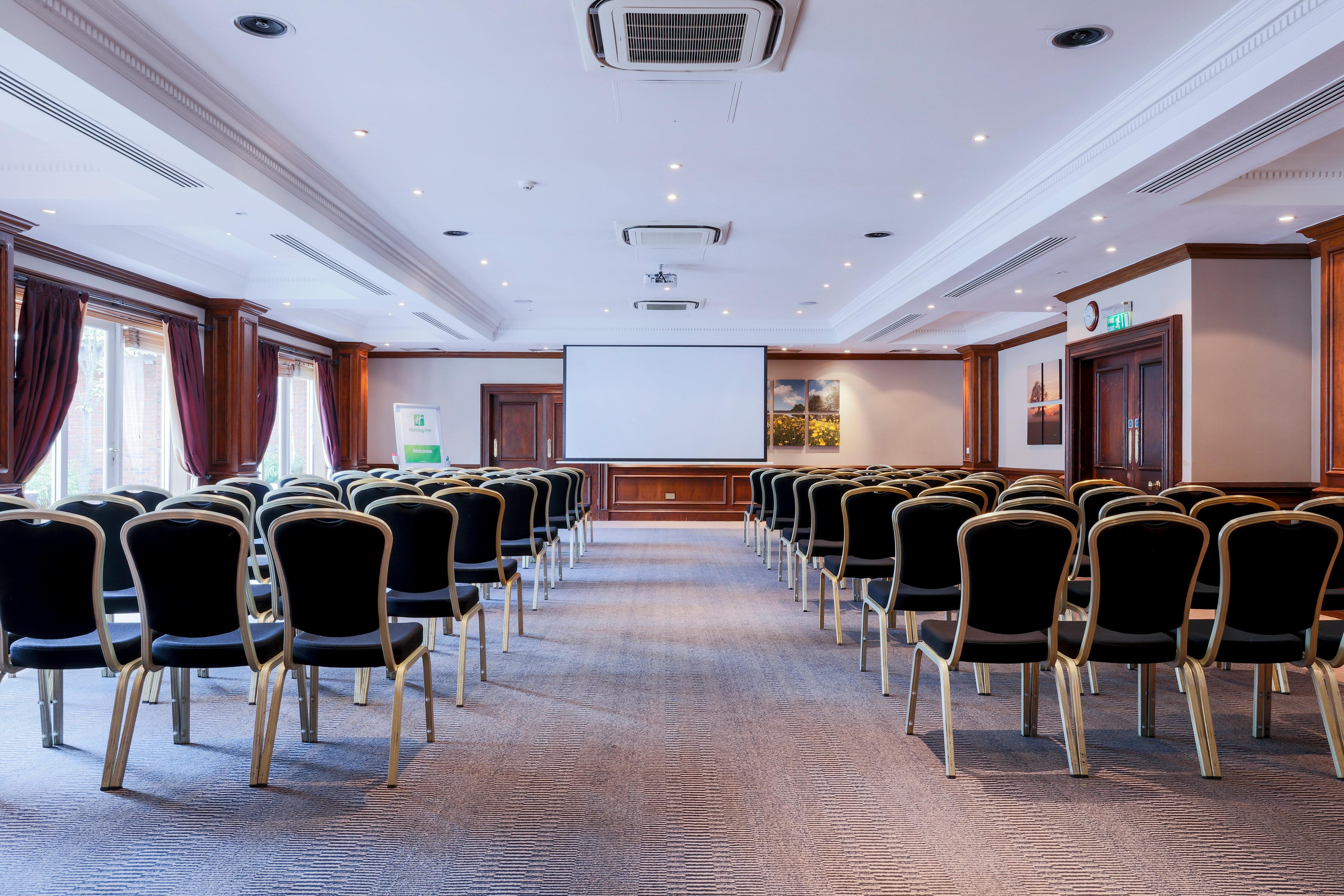Holiday Inn Guildford By Ihg Екстер'єр фото