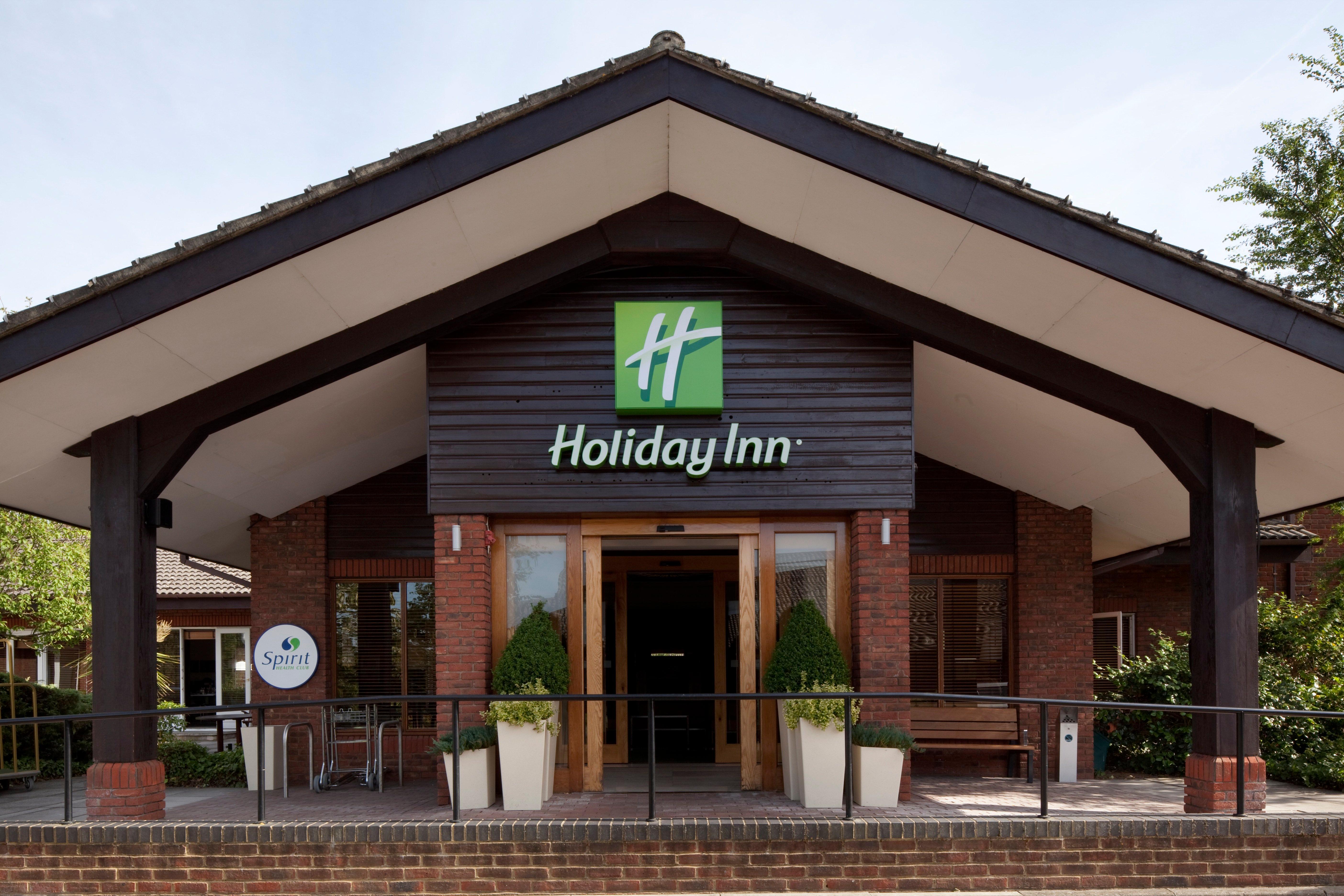 Holiday Inn Guildford By Ihg Екстер'єр фото