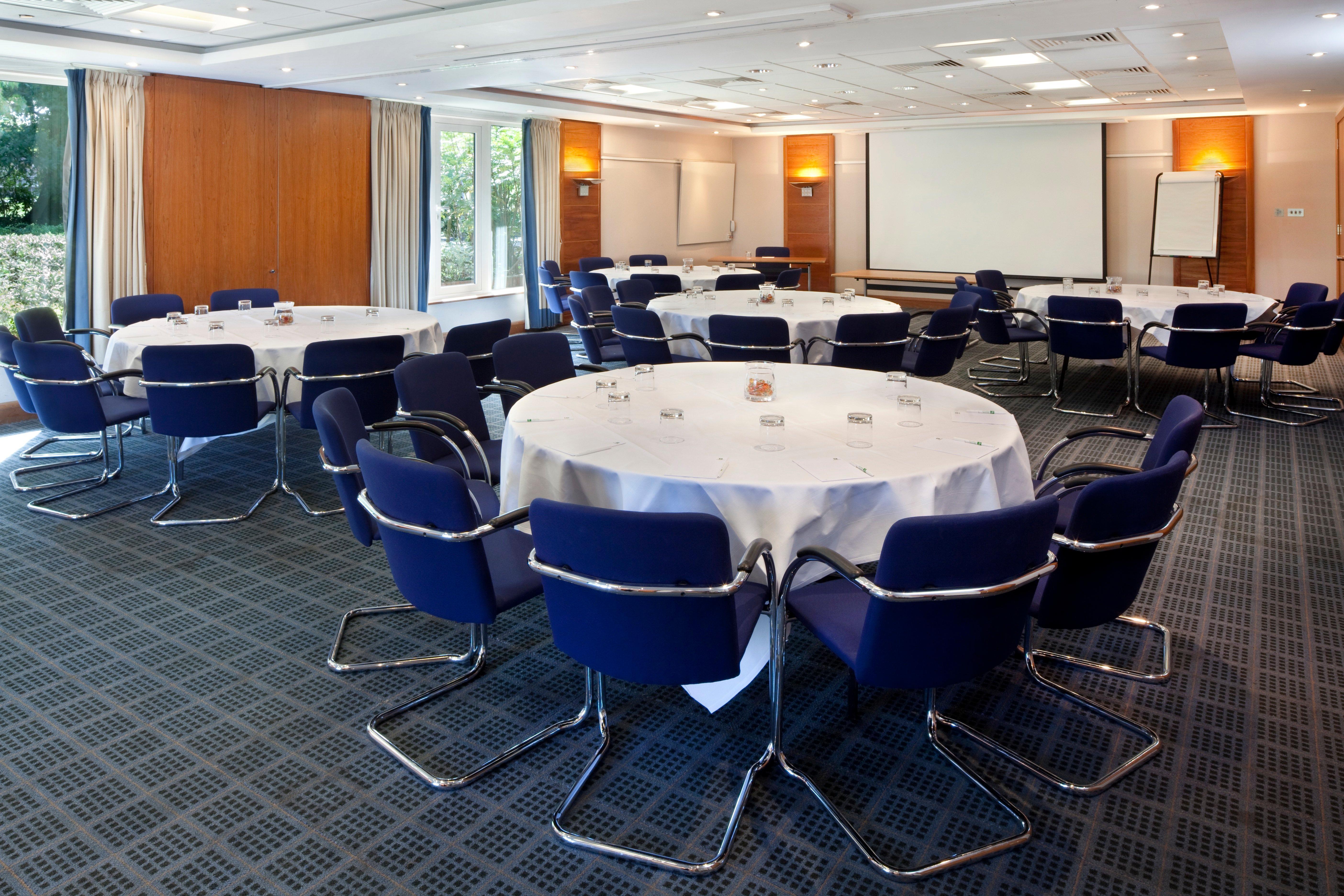 Holiday Inn Guildford By Ihg Екстер'єр фото