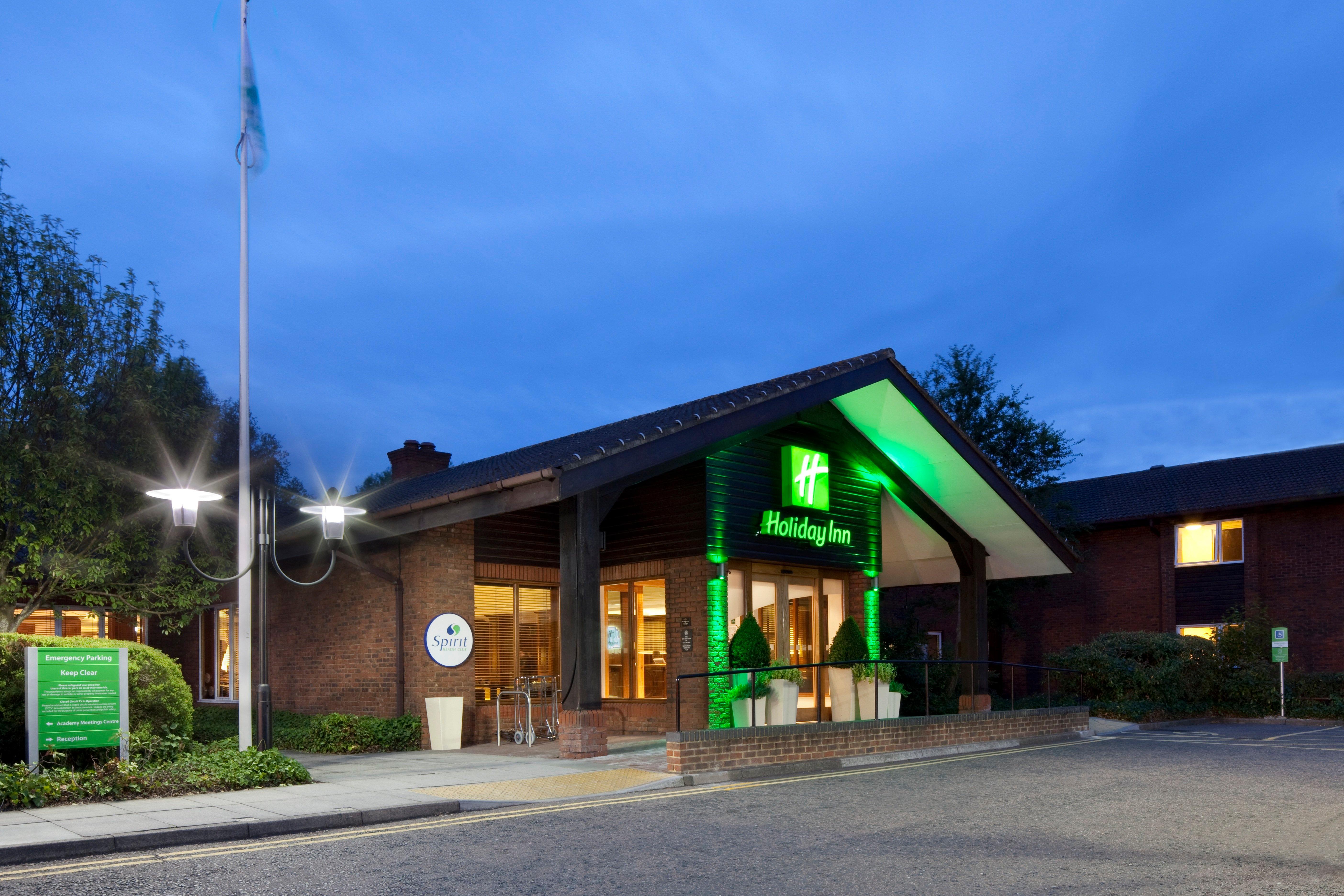 Holiday Inn Guildford By Ihg Екстер'єр фото