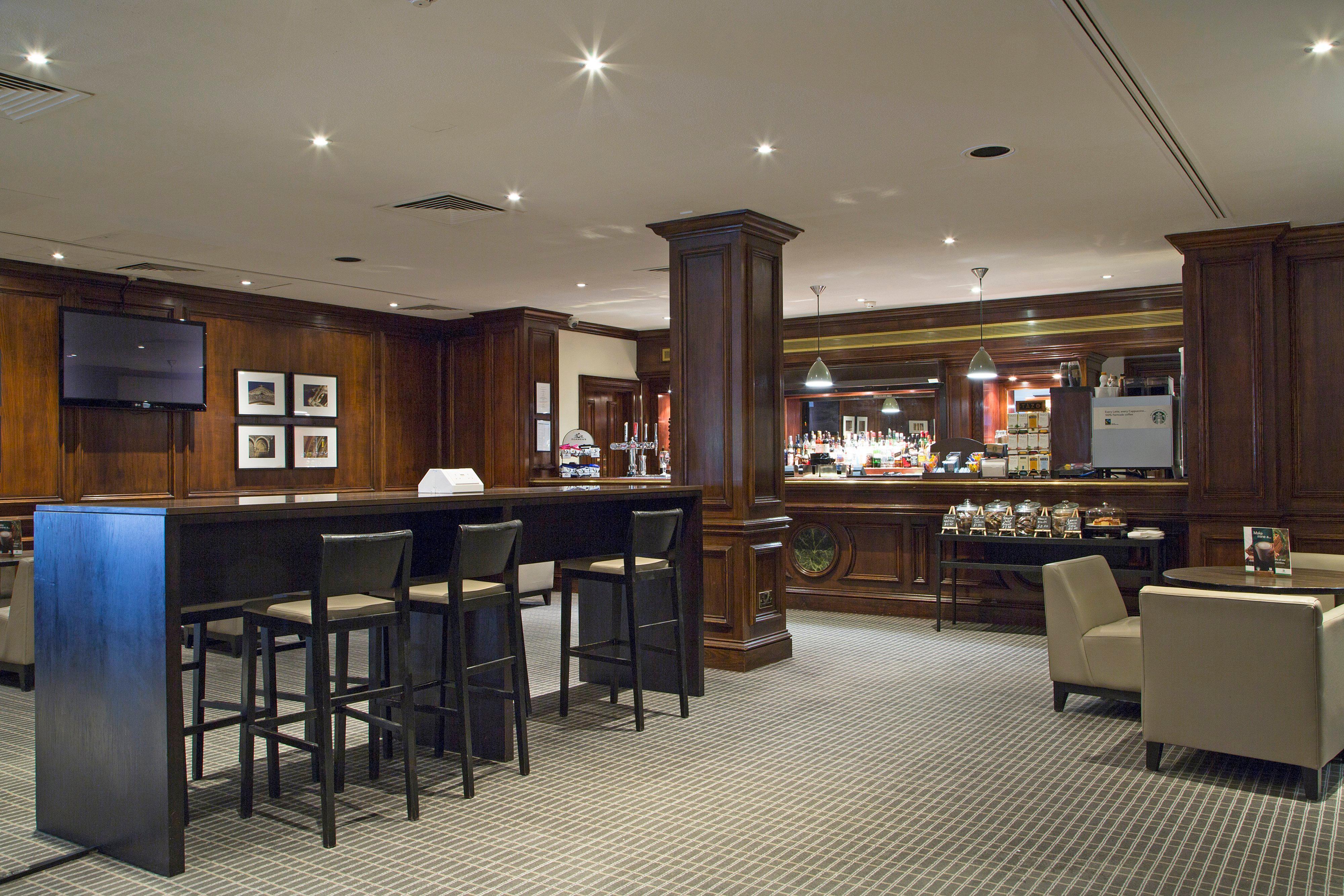 Holiday Inn Guildford By Ihg Екстер'єр фото